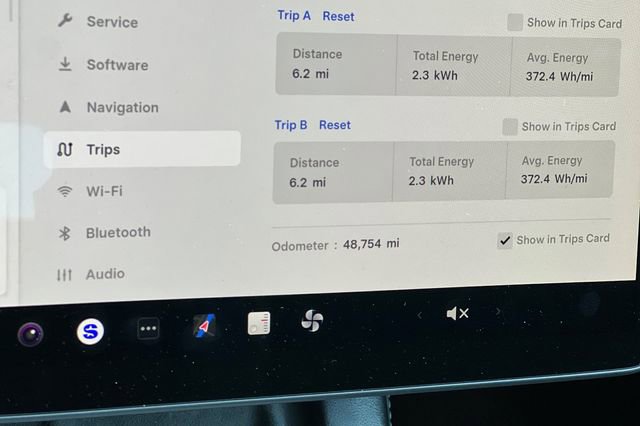 Used 2023 Tesla Model Y Long Range image 33