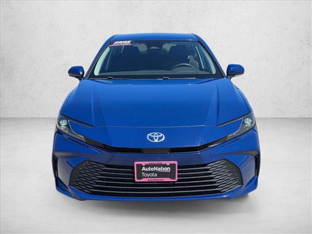 Used 2025 Toyota Camry LE FWD video 2