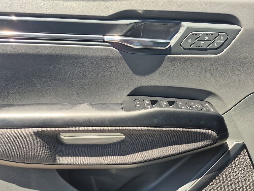 Certified 2024 Kia EV9 Land image 8