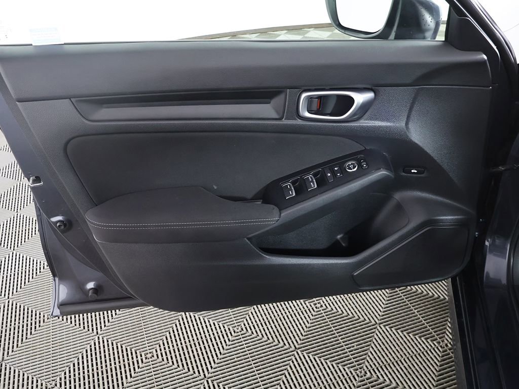 Used 2023 Honda Civic LX image 19