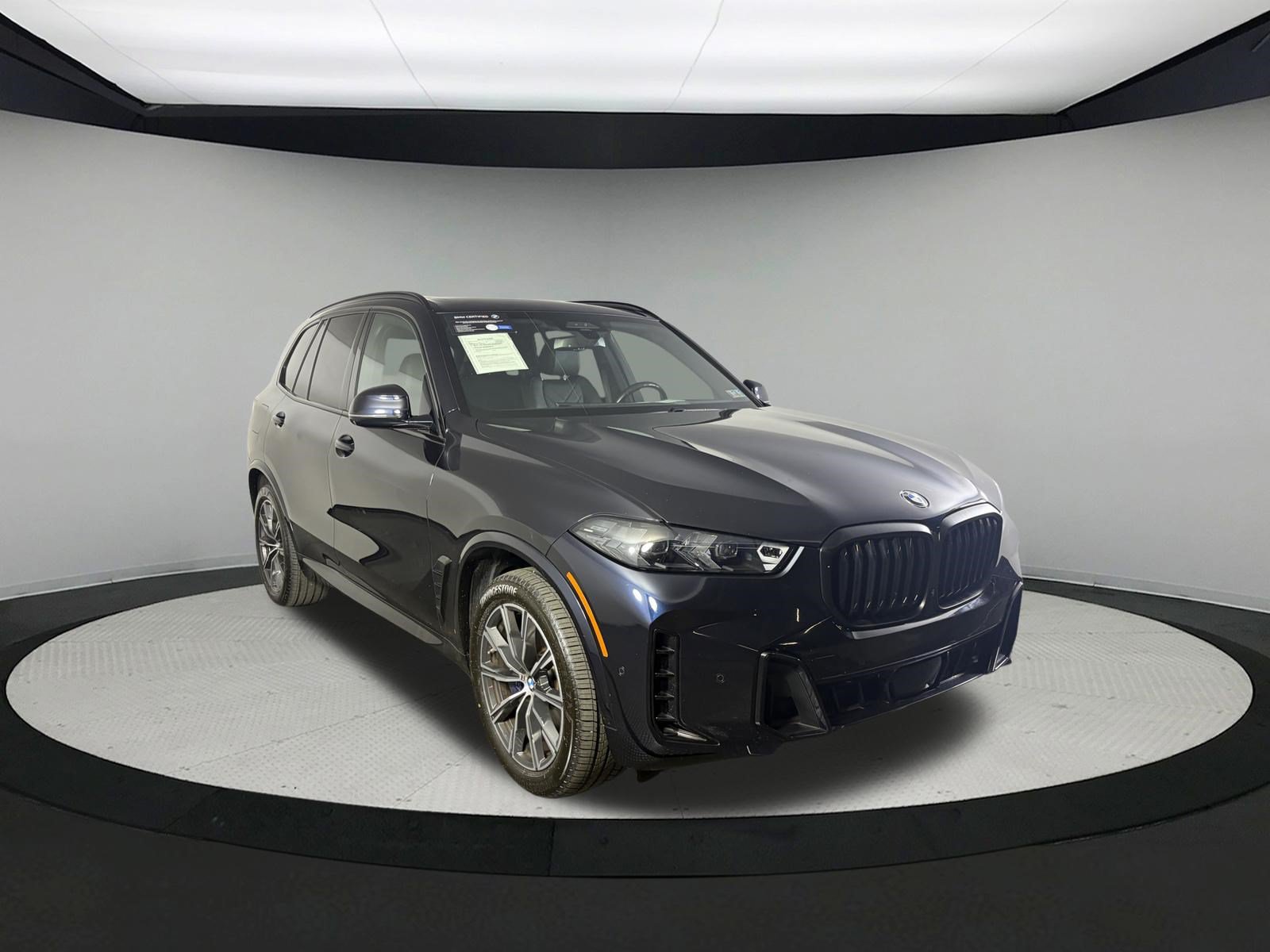 Certified 2024 BMW X5 xDrive40i w/ M Sport Package AWD/4WD image 3