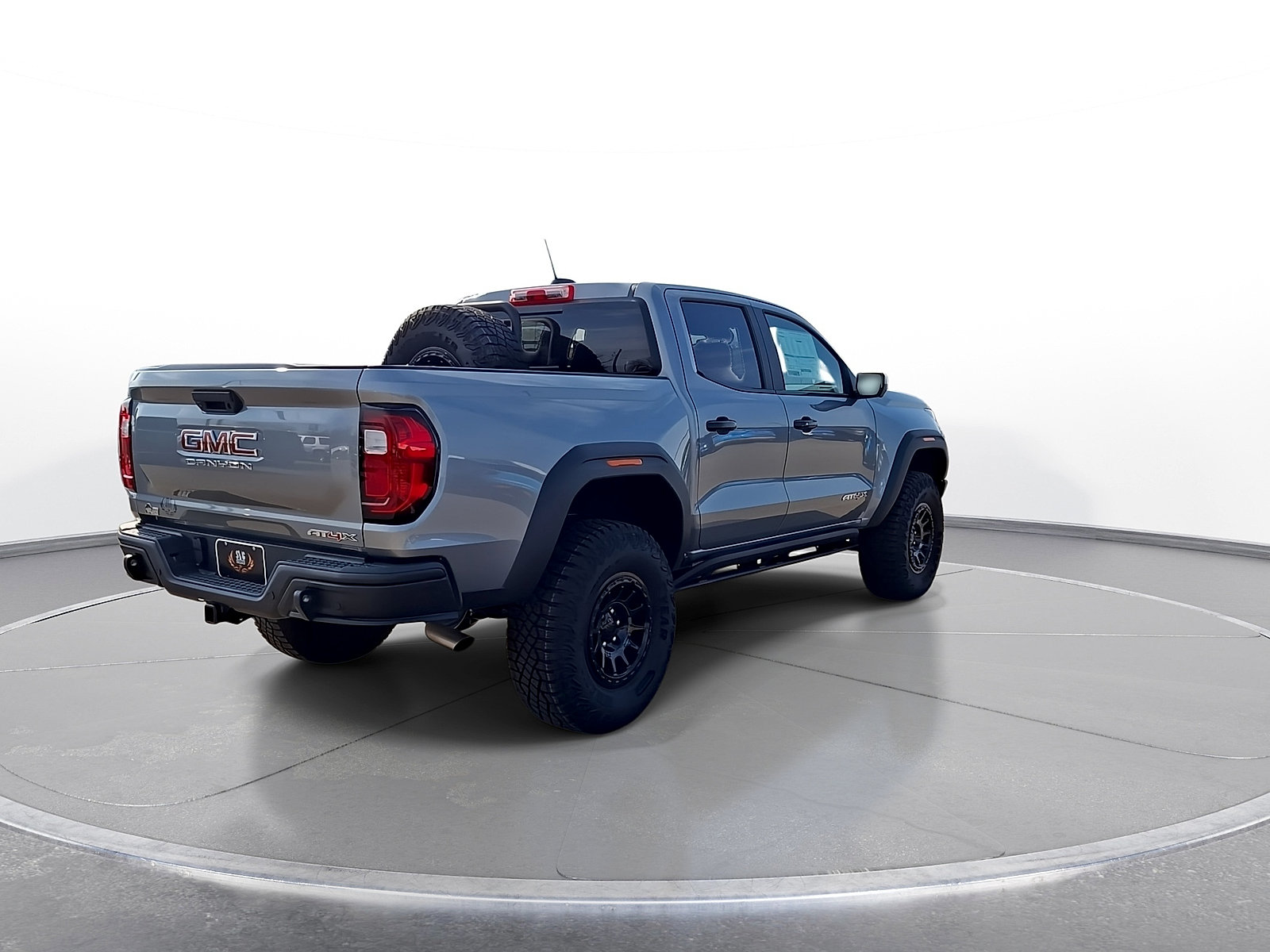 New 2025 GMC Canyon AT4 w/ AT4X AEV Edition AWD/4WD image 8
