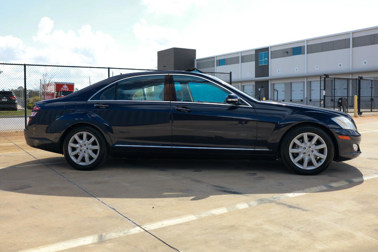 Used 2007 Mercedes-Benz S 550 image 13