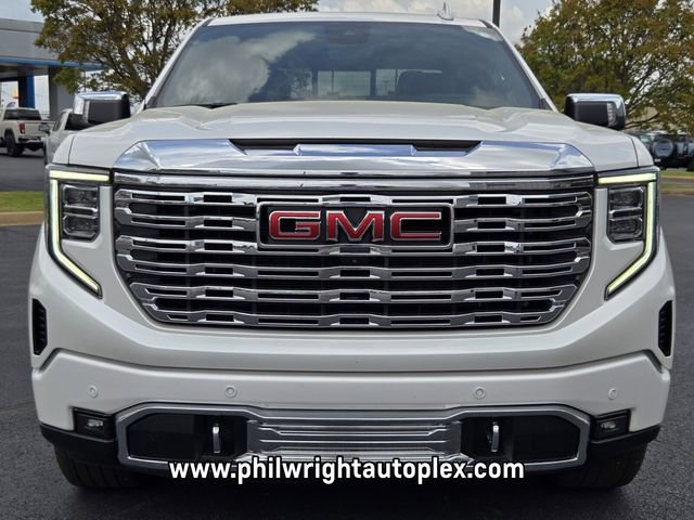 Used 2023 GMC Sierra 1500 Denali w/ Denali Reserve Package AWD/4WD image 8
