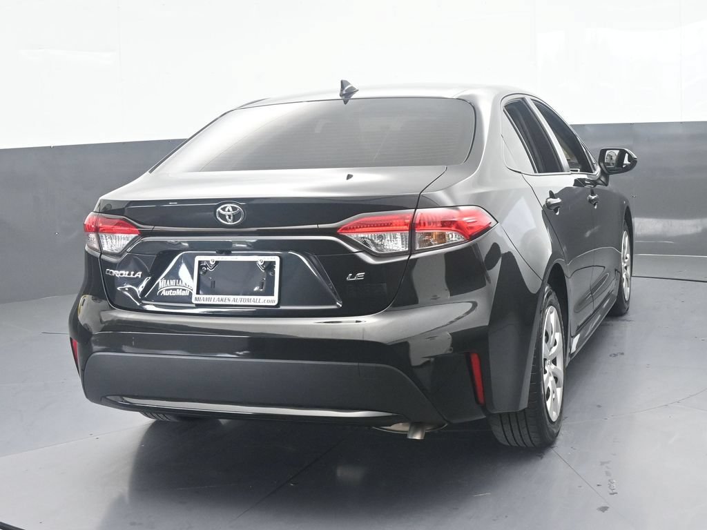 Used 2022 Toyota Corolla LE FWD image 5