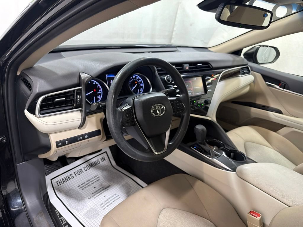 Used 2018 Toyota Camry LE w/ Convenience Package FWD image 23