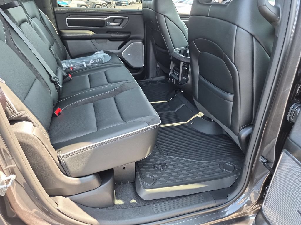 New 2027 RAM 1500 Laramie w/ Night Edition AWD/4WD image 26