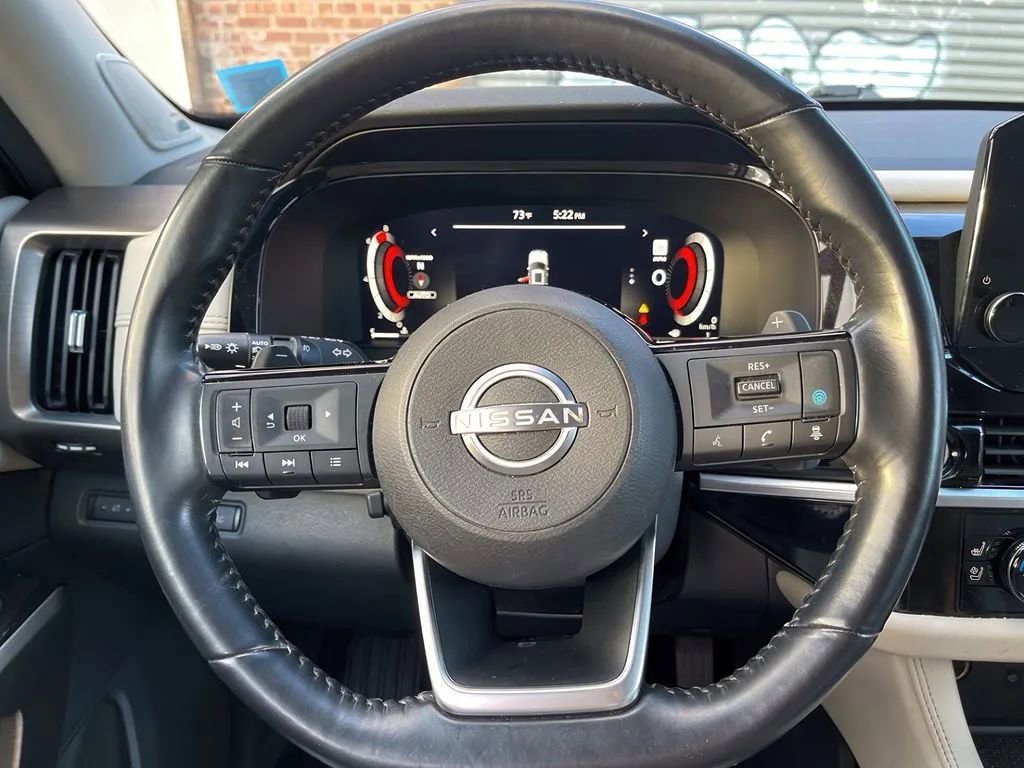 Used 2022 Nissan Pathfinder Platinum w/ Cargo Package image 14