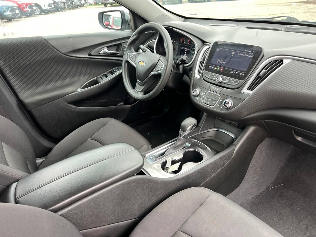 Used 2023 Chevrolet Malibu LT FWD image 33