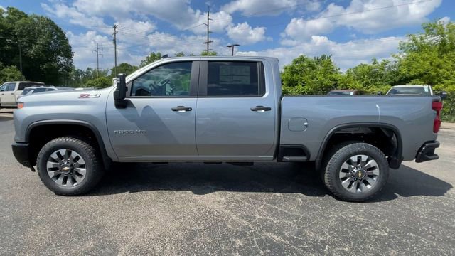 New 2026 Chevrolet Silverado 2500 Custom w/ Custom Value Package AWD/4WD image 7