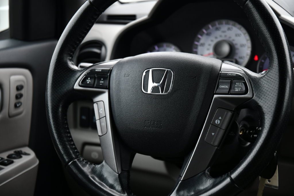 Used 2014 Honda Pilot Touring image 28