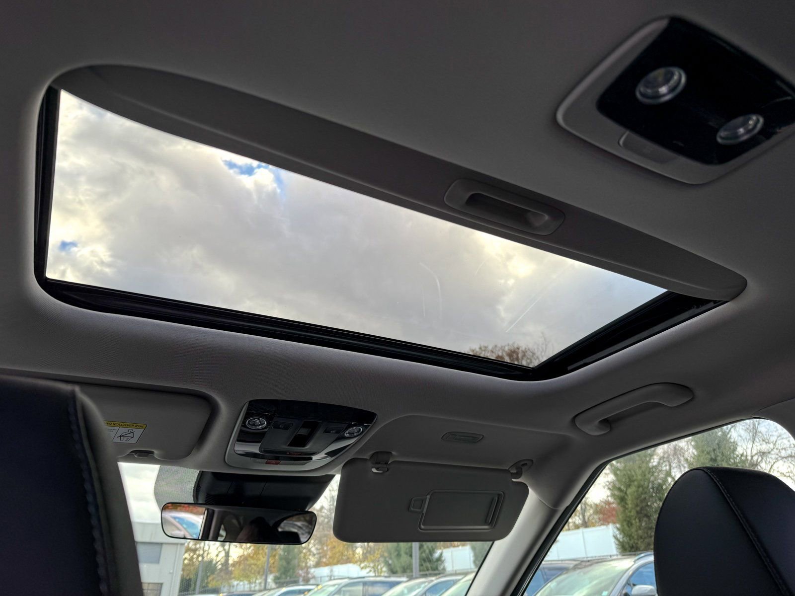 New 2026 Kia Seltos SX w/ SX Sunroof Package image 33