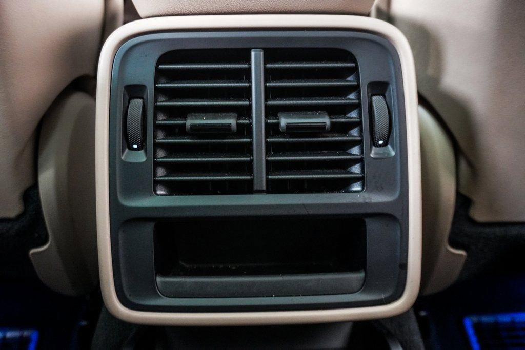 Used 2023 Porsche Taycan 4S w/ Premium Package image 23