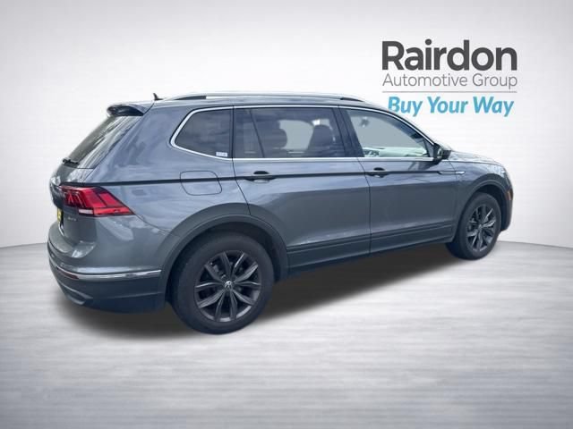 Used 2024 Volkswagen Tiguan SE AWD/4WD image 7