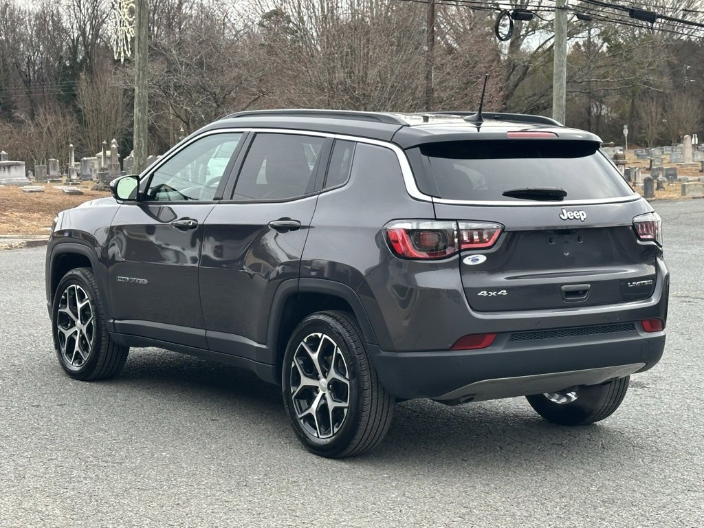 Used 2024 Jeep Compass Limited image 6