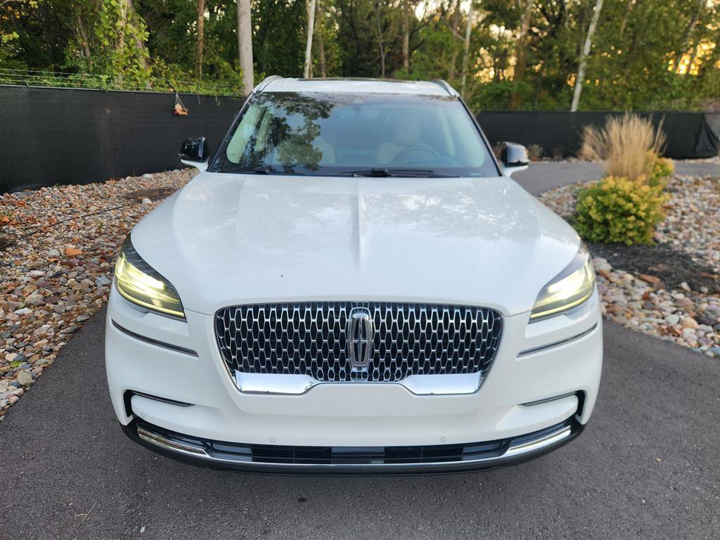 Certified 2022 Lincoln Aviator Reserve w/ Equipment Group 201A AWD/4WD image 8
