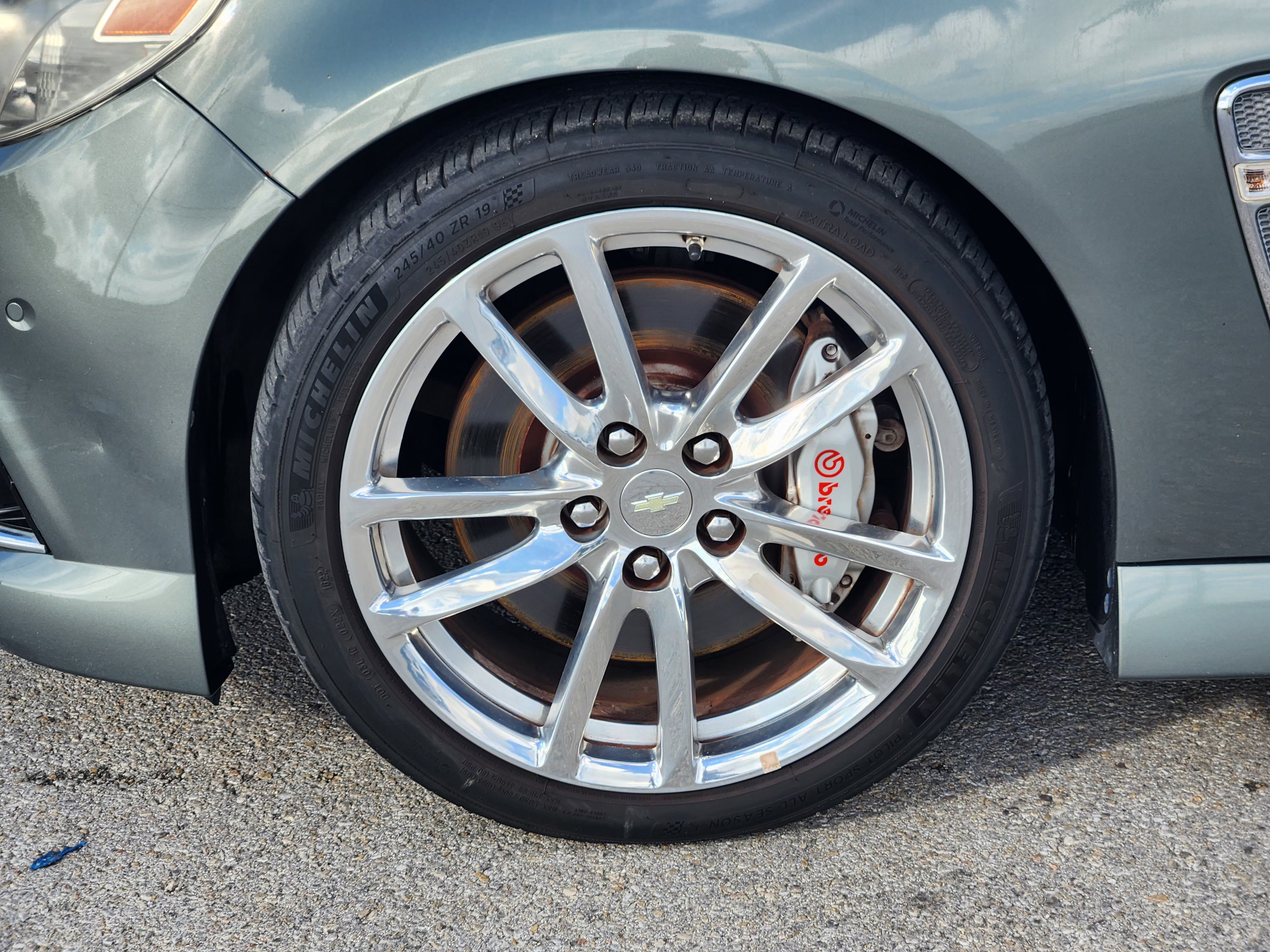 Used 2014 Chevrolet SS RWD image 10