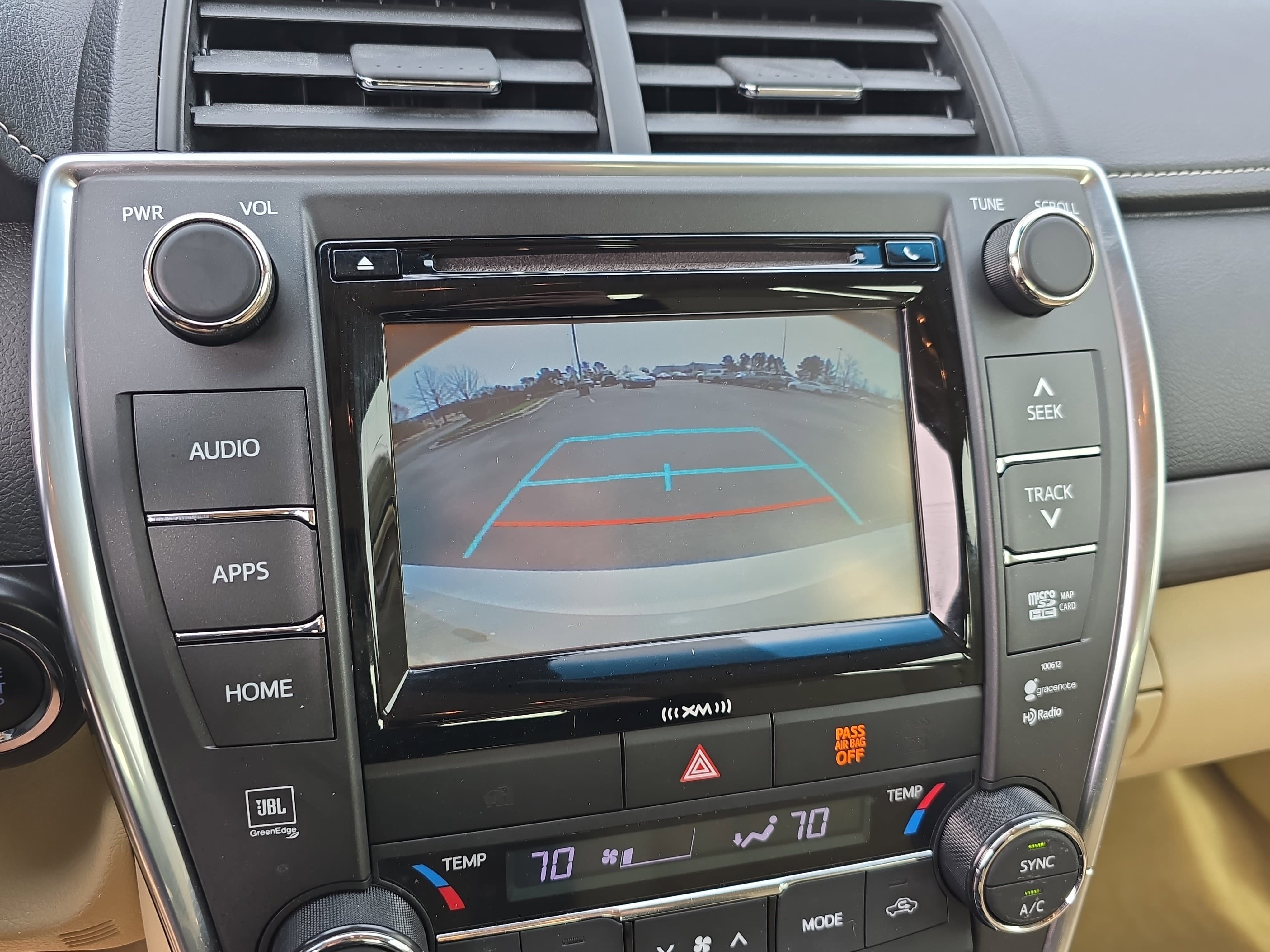 Used 2017 Toyota Camry XLE w/ Moonroof Package image 24