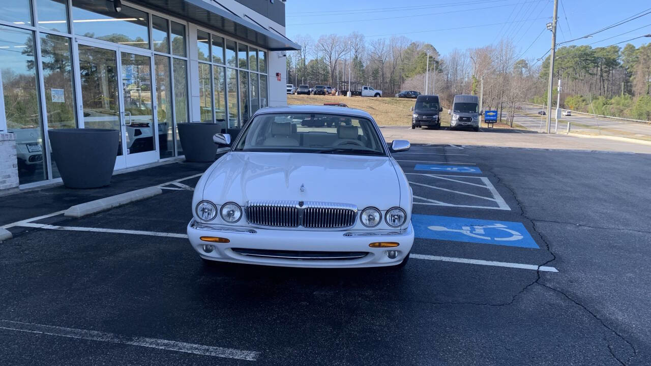 Used 1998 Jaguar XJ8 L Vanden Plas 4dr Sedan RWD image 3