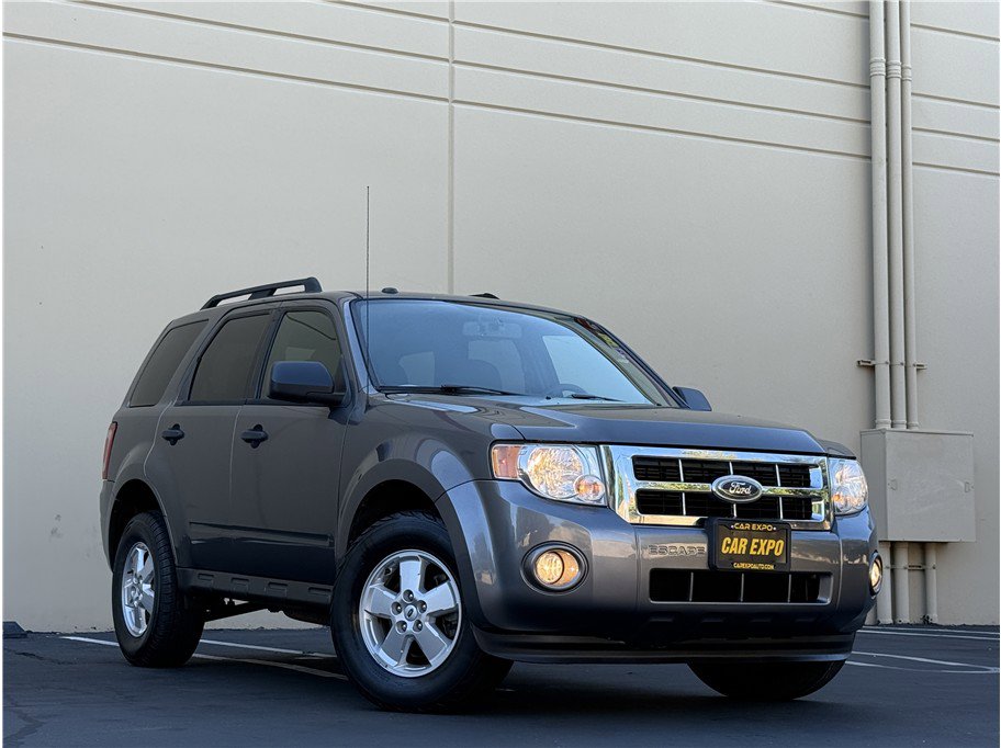 Used 2010 Ford Escape XLT image 16