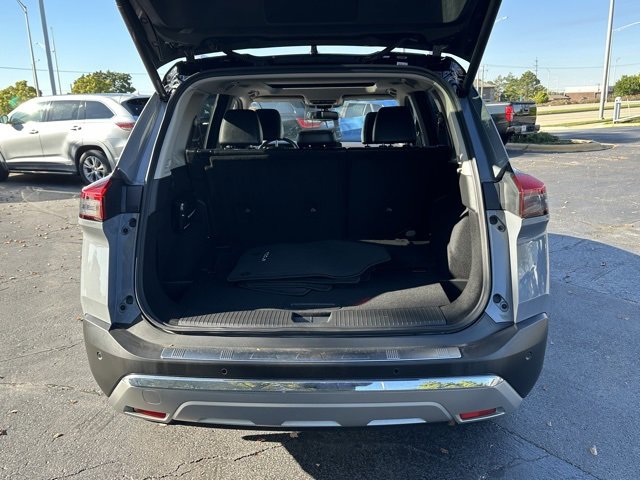 Certified 2022 Nissan Rogue Platinum w/ Head-Up Display Package image 17