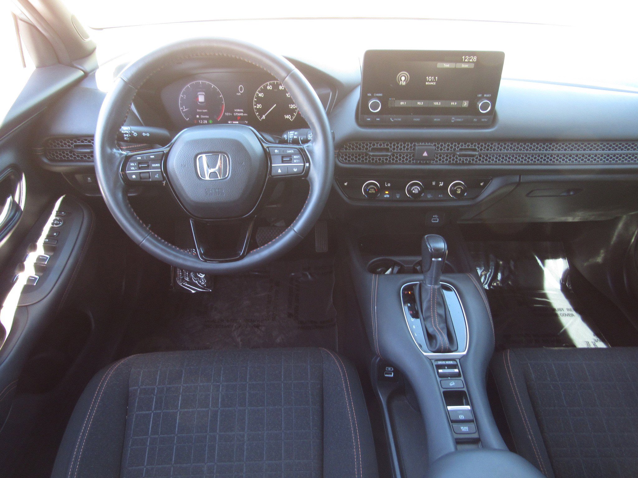 Used 2023 Honda HR-V Sport image 16