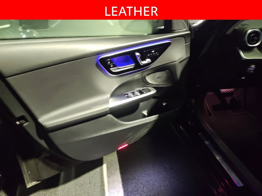 Used 2023 Mercedes-Benz C 300 4MATIC Sedan image 5