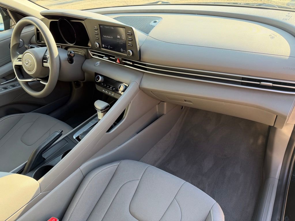 Certified 2023 Hyundai Elantra SEL image 20