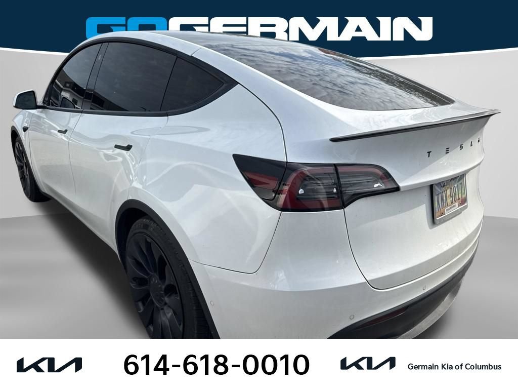Used 2022 Tesla Model Y Performance AWD/4WD image 2