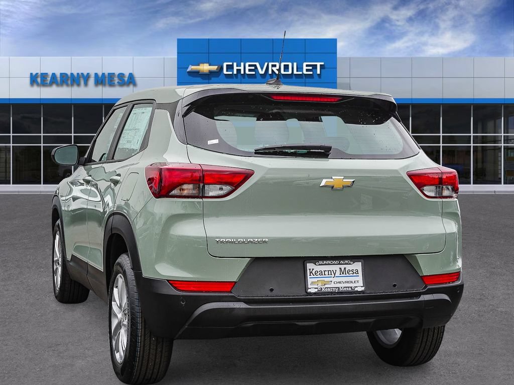 New 2026 Chevrolet TrailBlazer LS w/ LS Confidence Package FWD image 4
