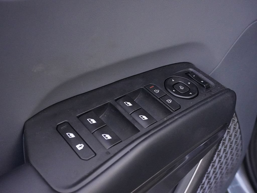 Used 2024 Kia EV9 Light Long Range RWD image 45