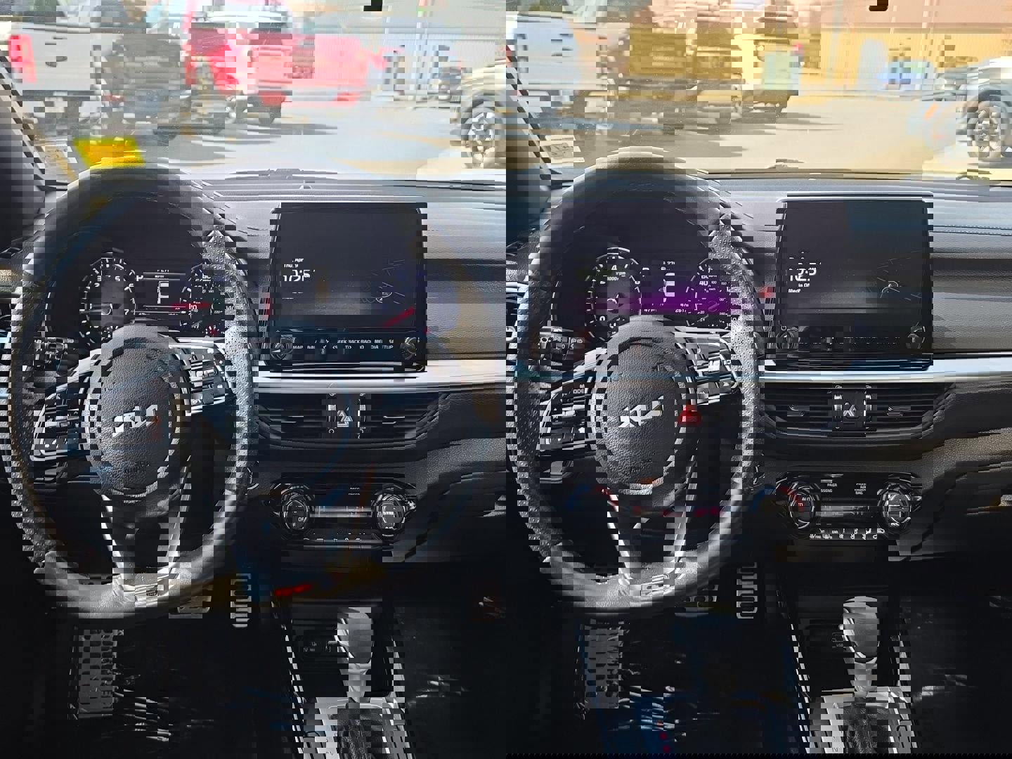 Used 2024 Kia Forte GT-Line image 11