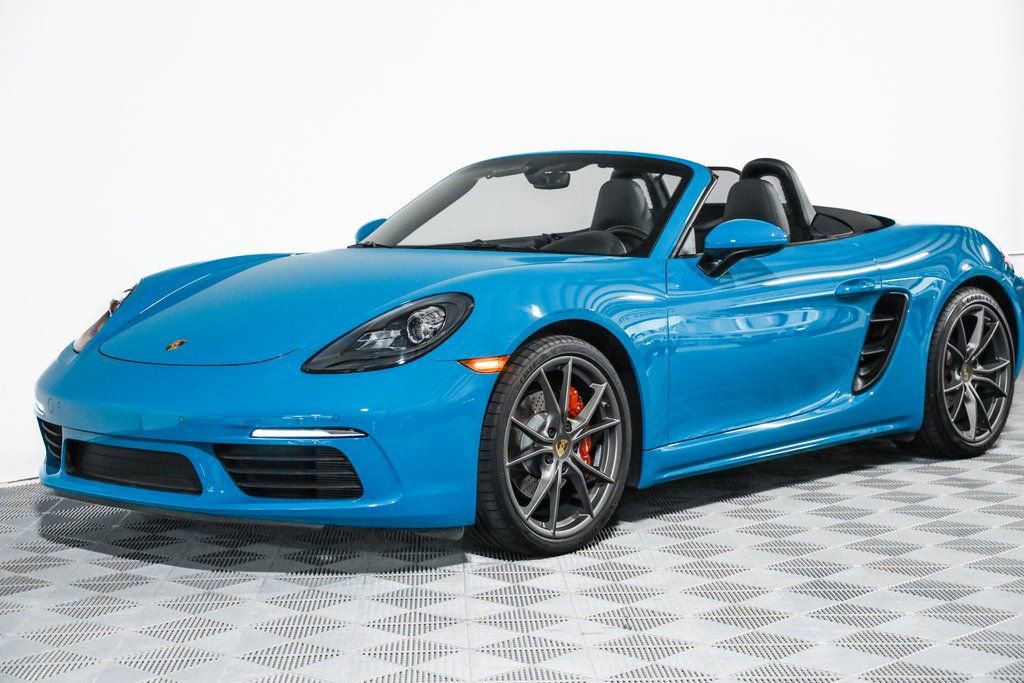 Used 2018 Porsche 718 Boxster S image 27