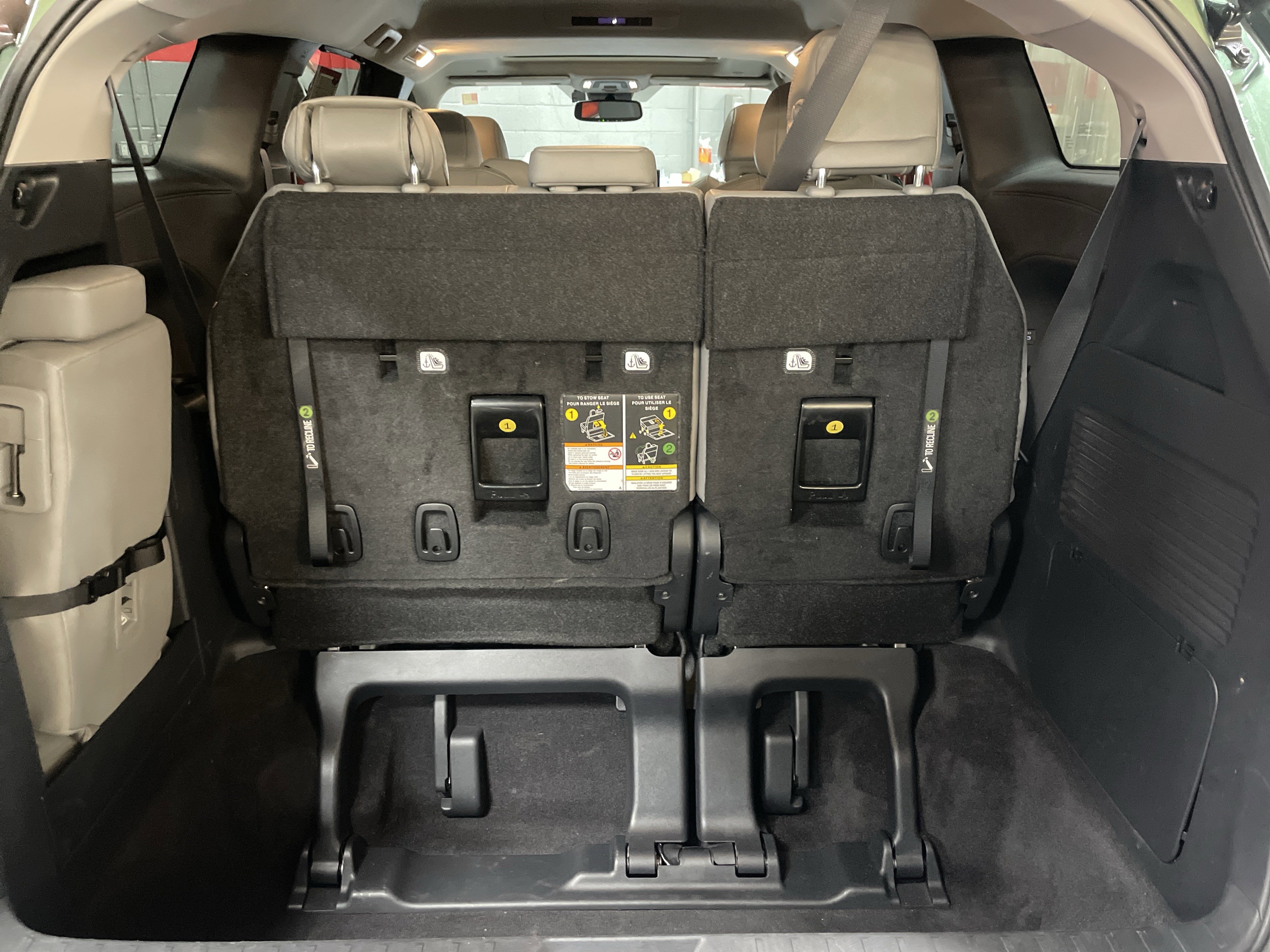 Certified 2025 Toyota Sienna XLE image 34