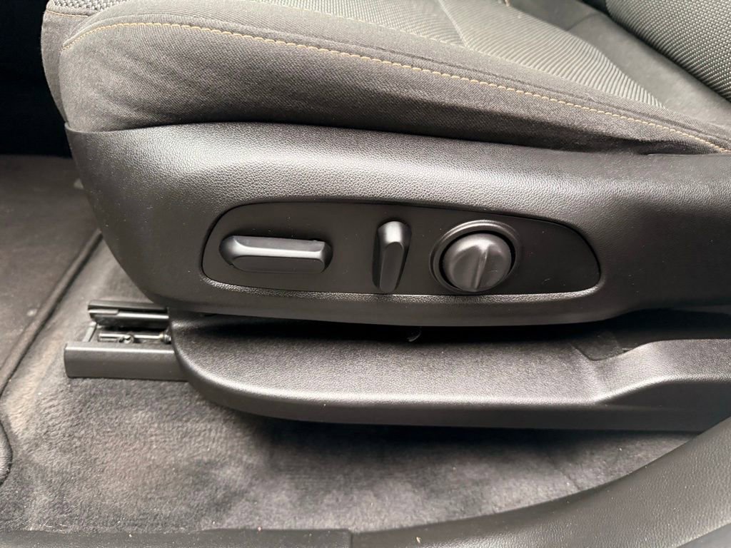 Certified 2019 Chevrolet Traverse LT image 27