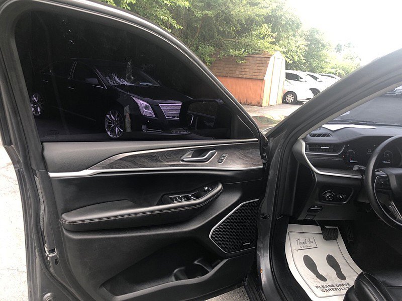 Used 2021 Jeep Grand Cherokee L Limited image 9