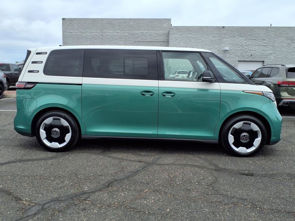 New 2025 Volkswagen ID. Buzz Pro S Plus image 7