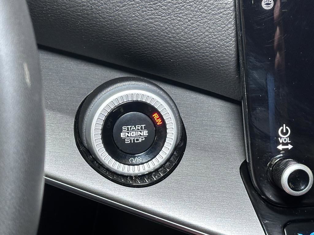 Certified 2024 Jeep Wagoneer Series II w/ Convenience Group I image 40