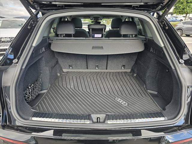 Used 2025 Audi Q5 Premium w/ Convenience Package AWD/4WD image 7