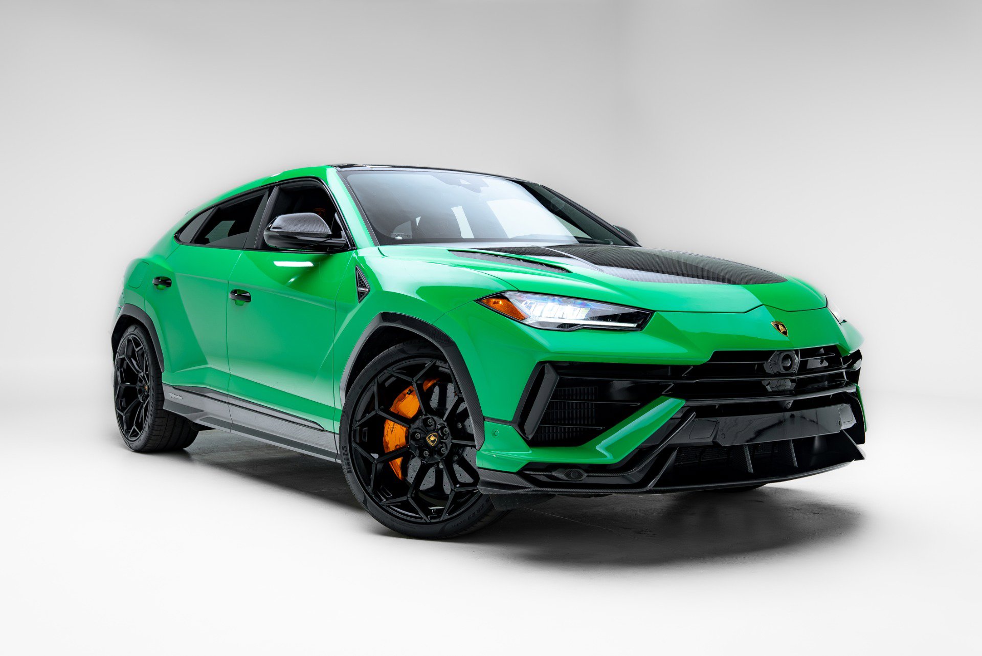 Used 2023 Lamborghini Urus Performante AWD/4WD image 25