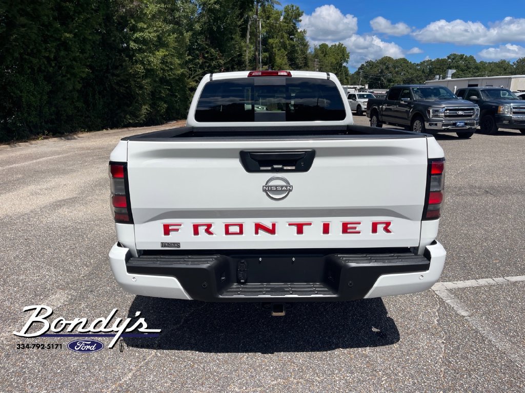 Used 2025 Nissan Frontier SV RWD image 13