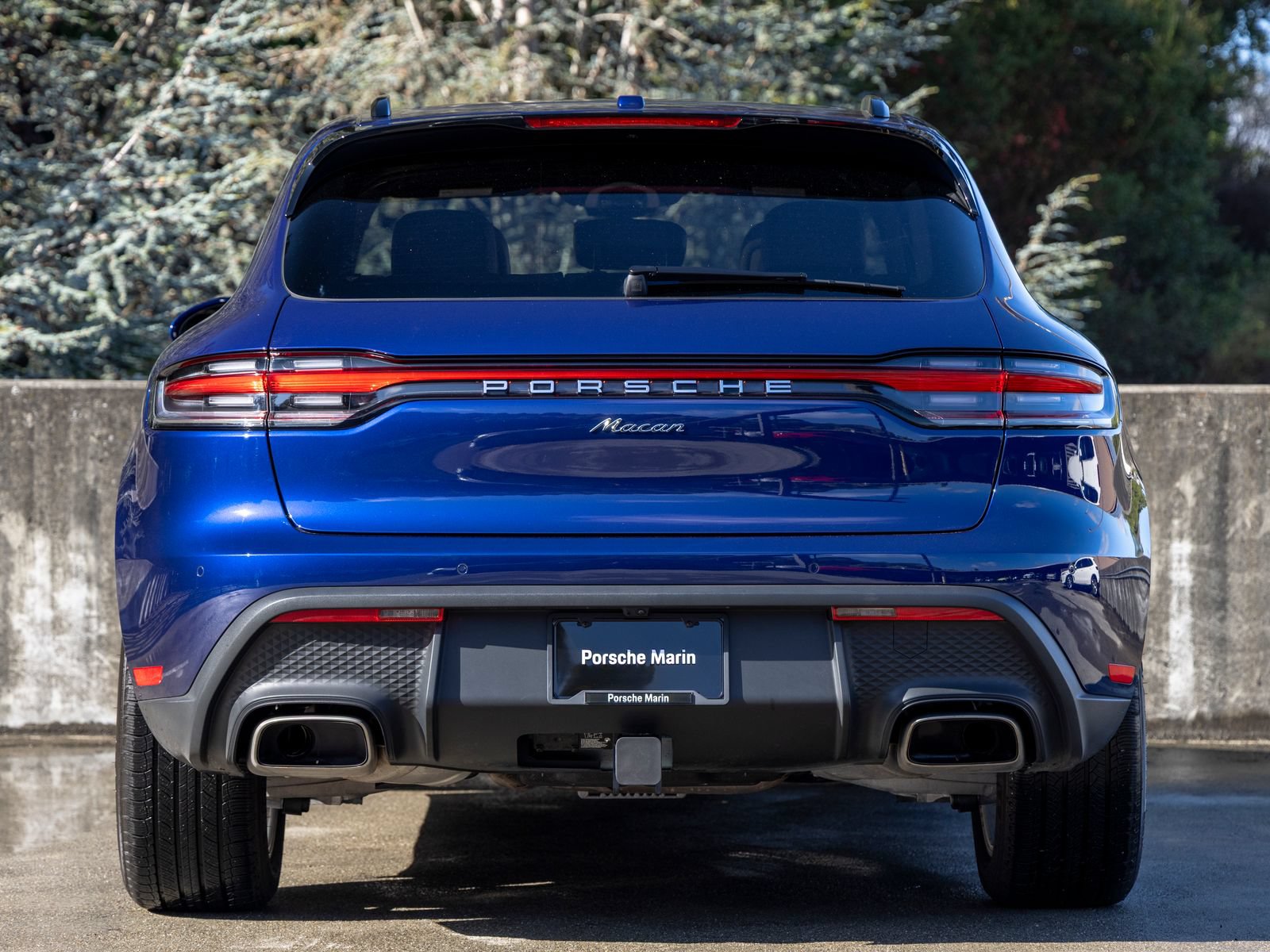 Certified 2026 Porsche Macan AWD/4WD image 10