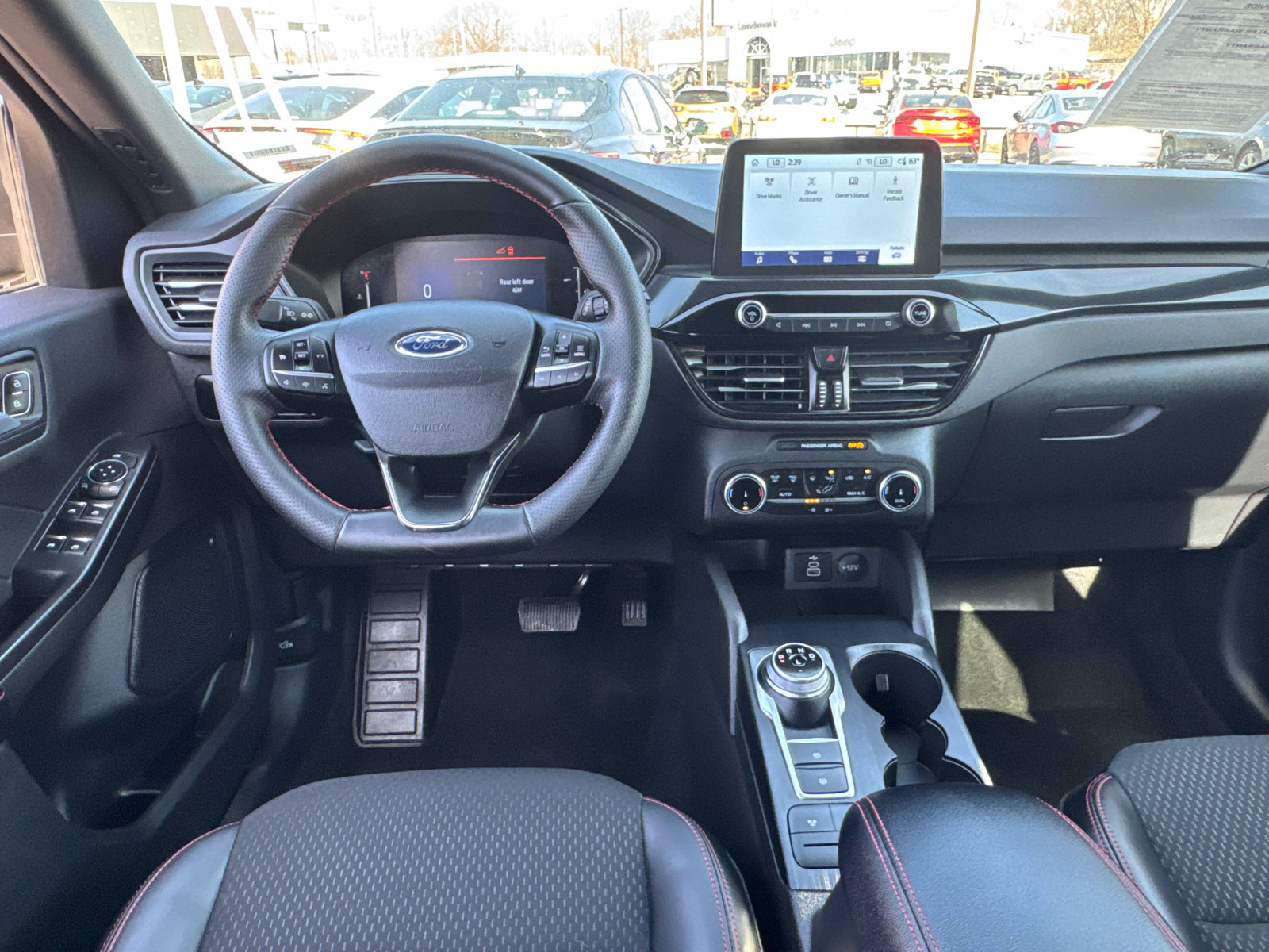Used 2025 Ford Escape ST-Line AWD/4WD image 8