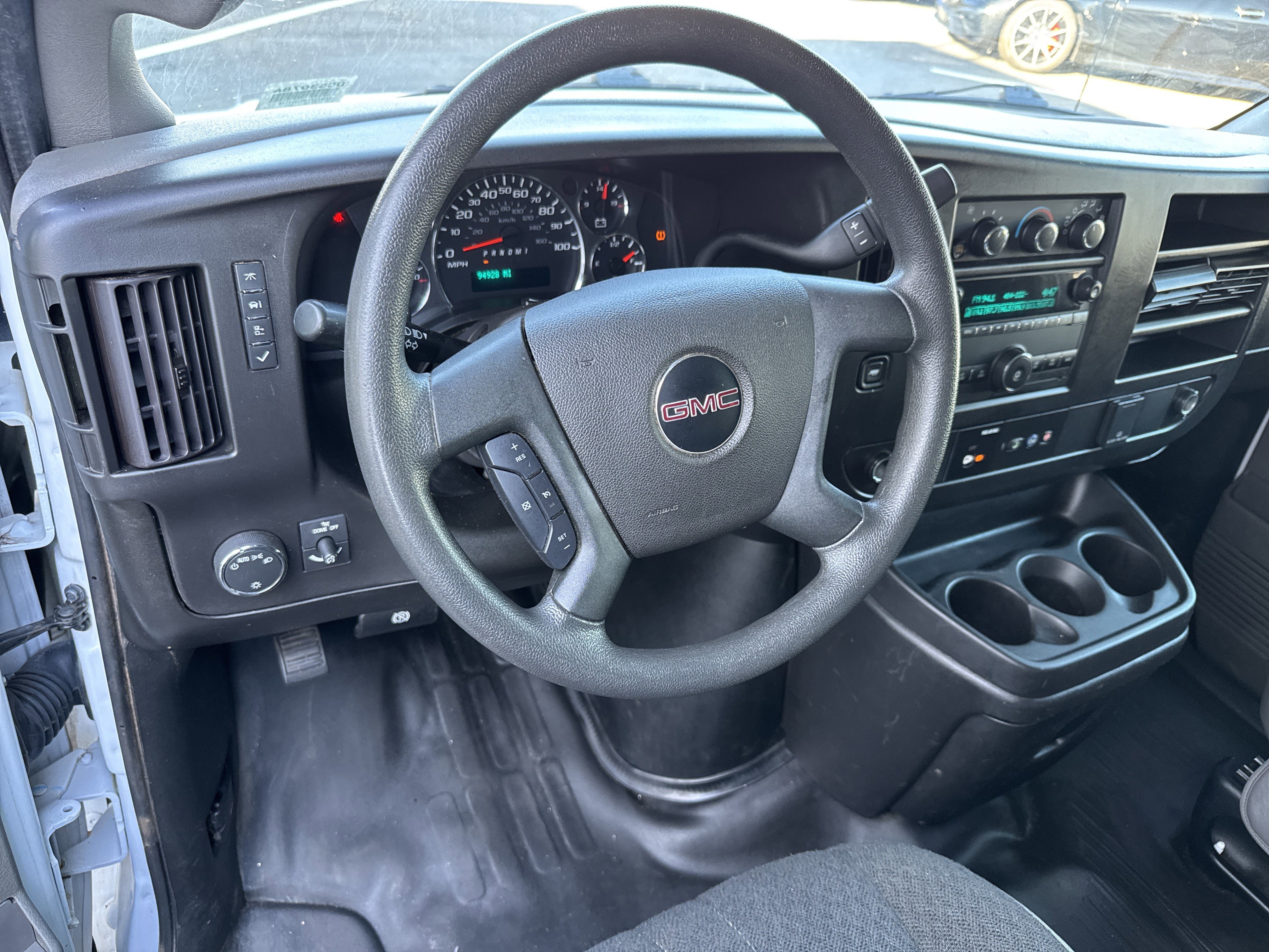 Used 2022 GMC Savana 2500 w/ Driver Convenience Package image 18