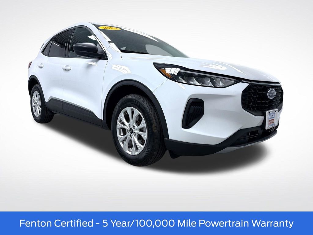 Used 2023 Ford Escape Active AWD/4WD image 1