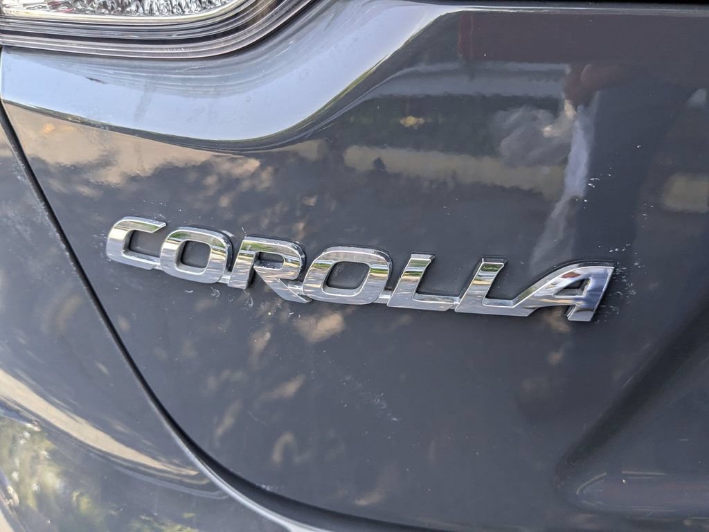 Used 2025 Toyota Corolla LE FWD image 25