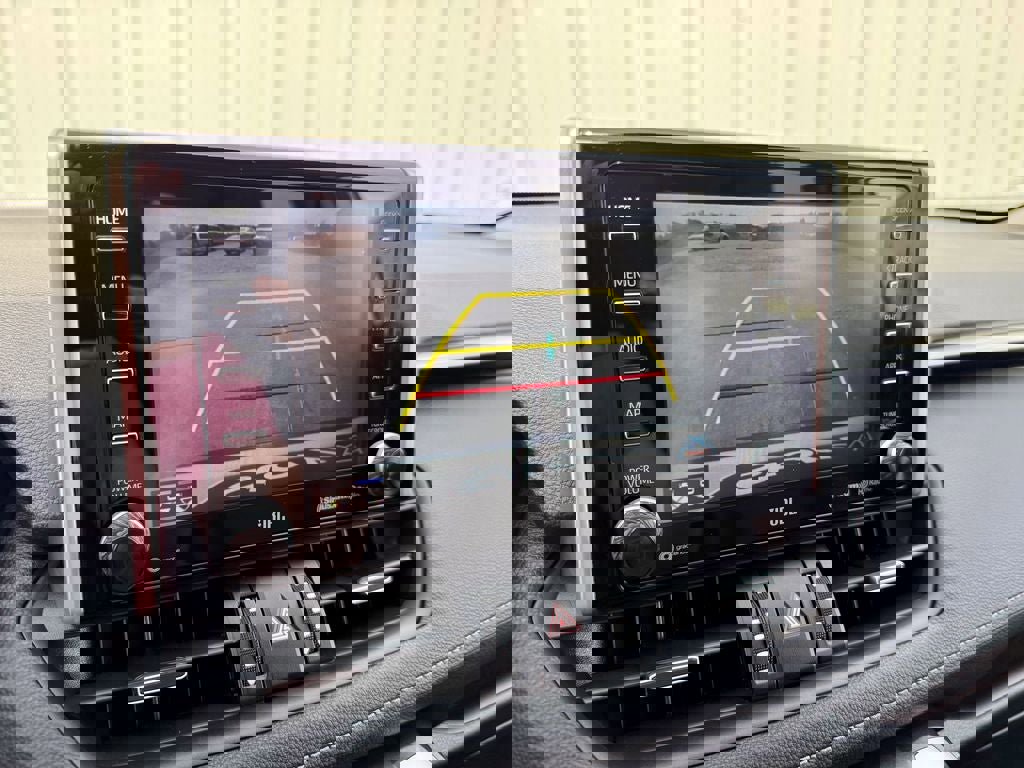 Used 2021 Toyota RAV4 Limited w/ Limited Grade Weather Package AWD/4WD image 29