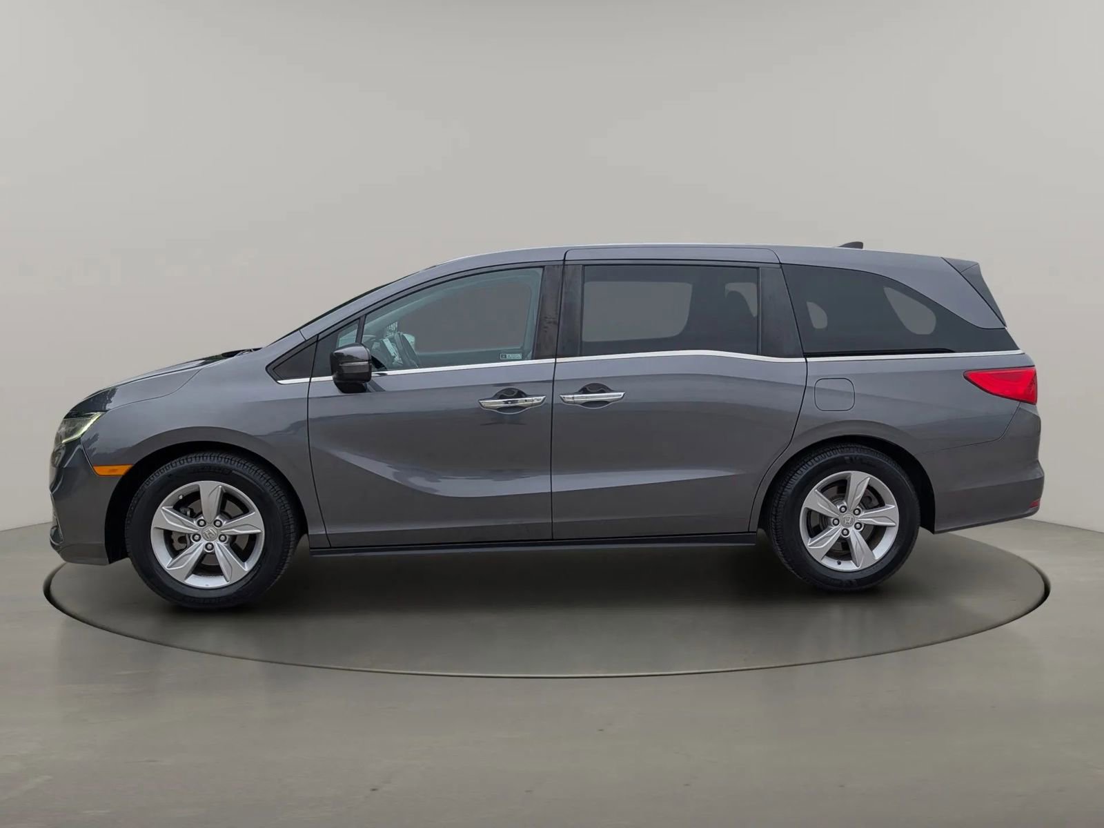 Used 2019 Honda Odyssey EX-L image 2