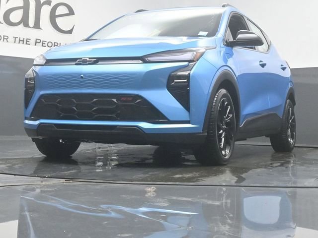 New 2027 Chevrolet Bolt RS w/ Technology Package FWD image 4