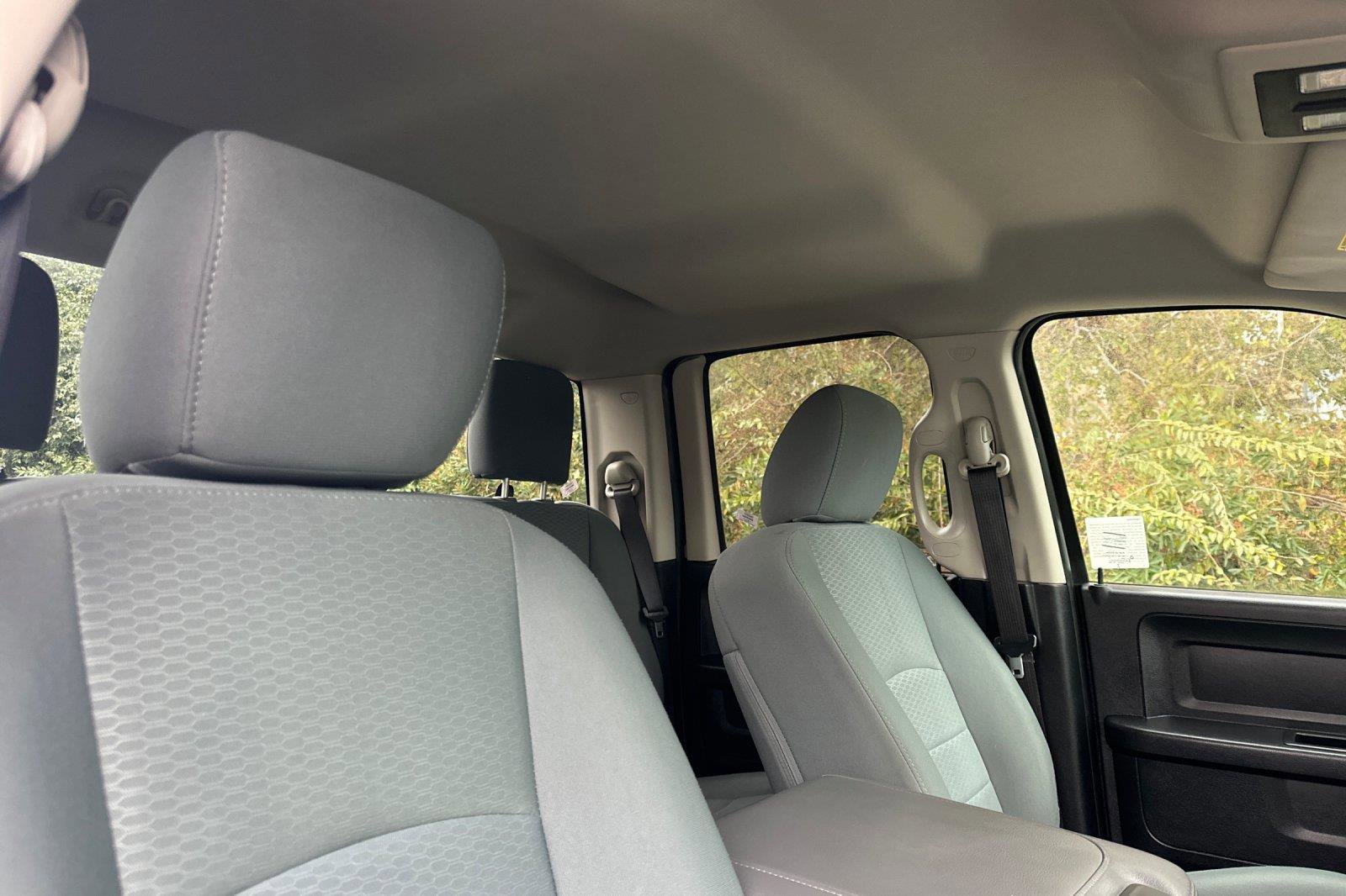 Used 2015 RAM 1500 Express image 16